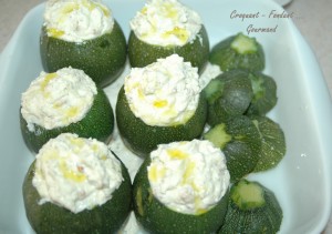 Courgettes farcies aux pignons -DSC_0680_8639