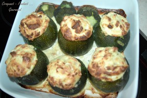 Courgettes farcies aux pignons -DSC_0682_8641