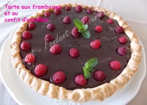 Tarte aux framboises et confit d'amande DSCN8219_28395