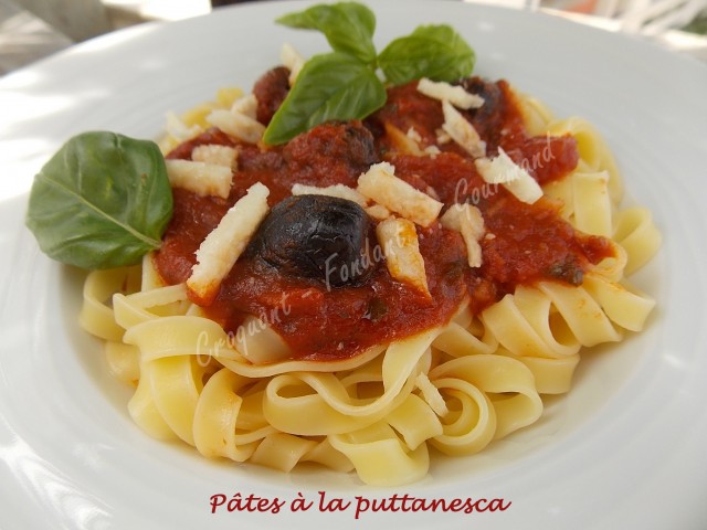 Pâtes à la puttanesca DSCN8012