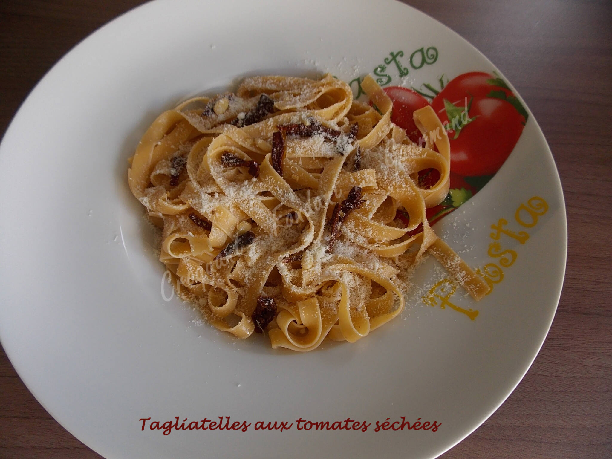 Tagliatelles aux tomates séchées DSCN4444