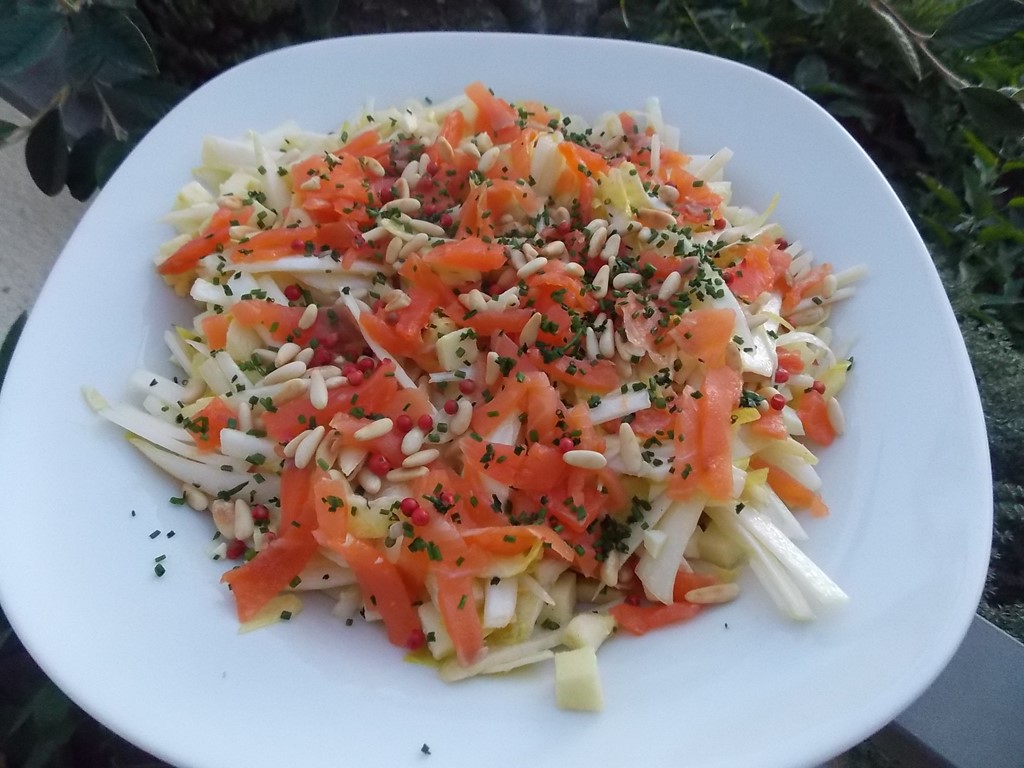 Salade D'endives Au Saumon Fumé - Croquant Fondant Gourmand