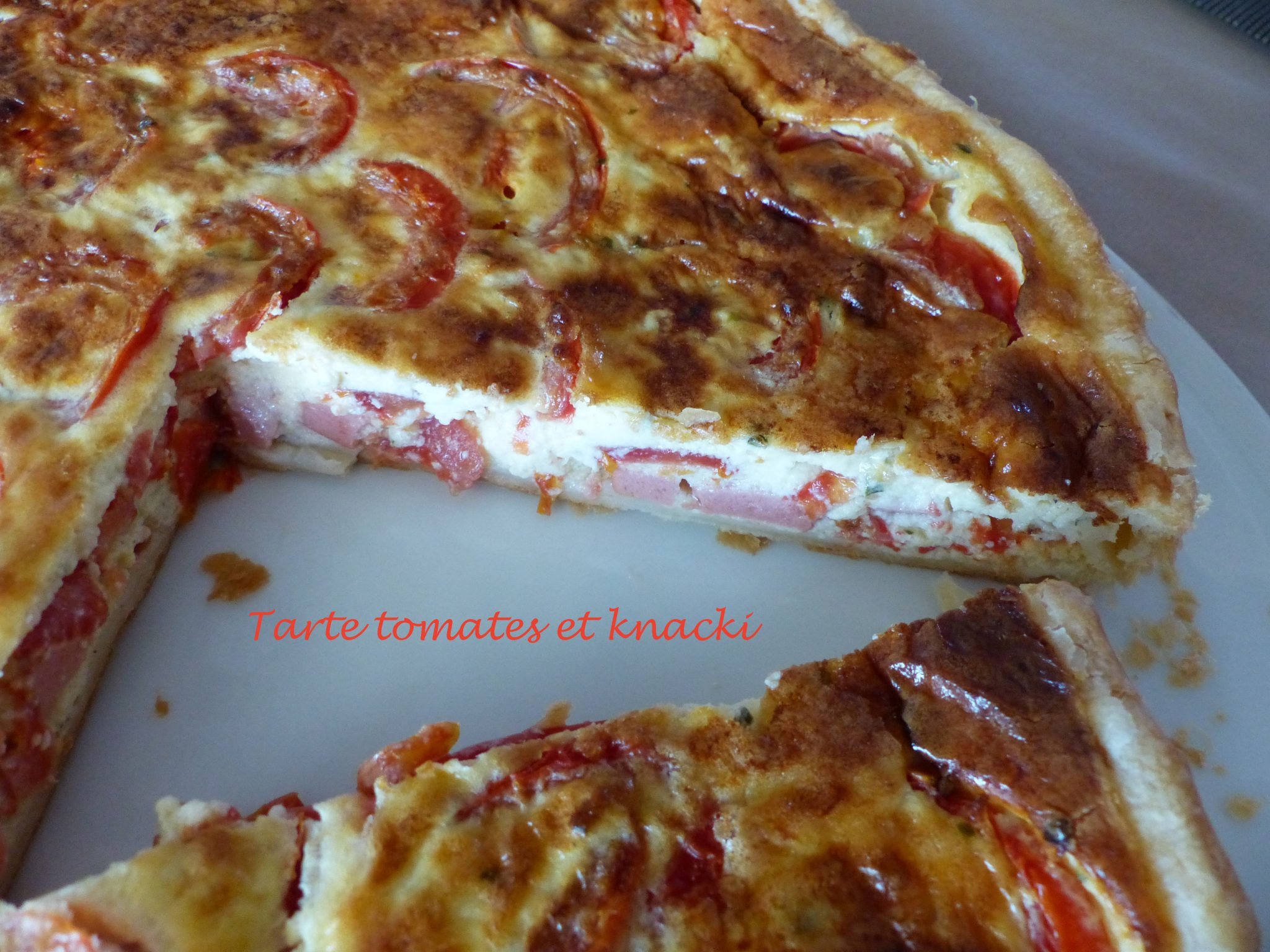 Tarte tomates et knacki P1120208 R