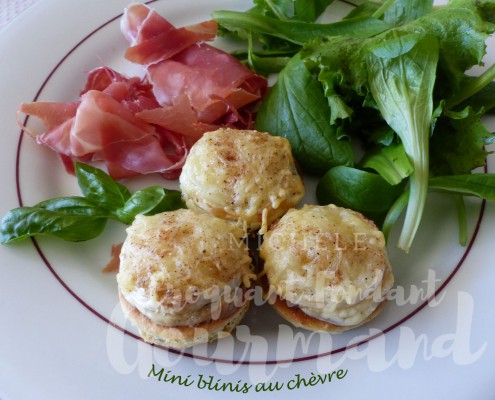 Mini blinis au chèvre P1130800 R