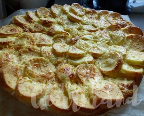 Tarte fine aux quenelles - P1190288