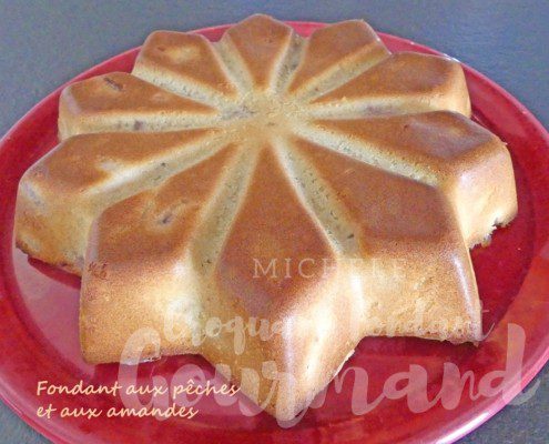 Fondant aux pêches et aux amandes P1050663.psd R (Copy)