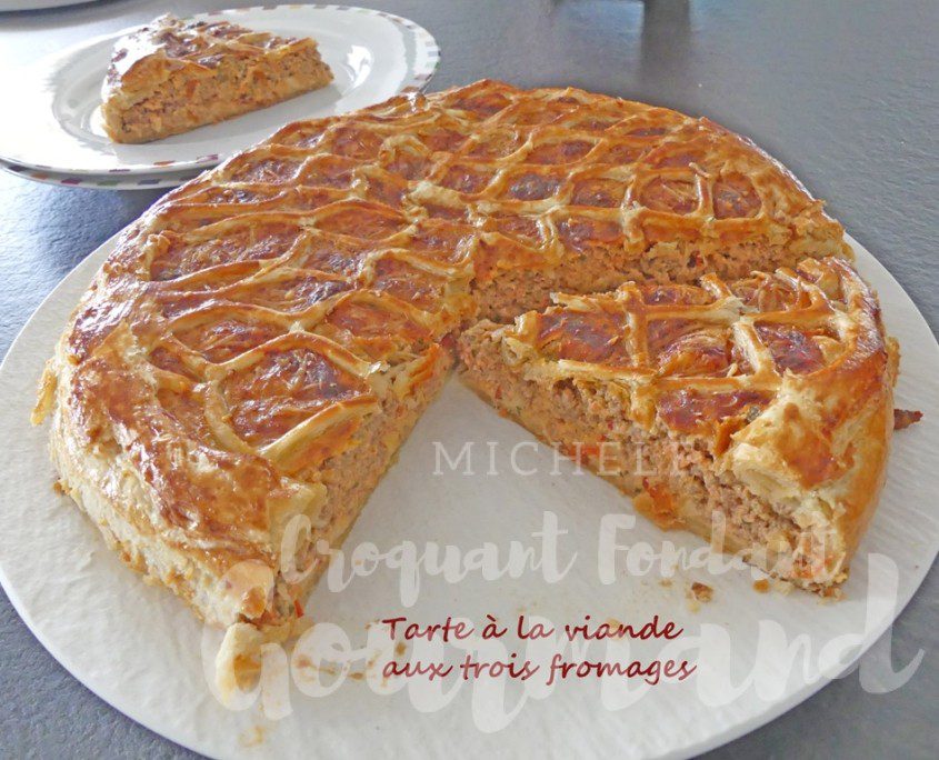 Tarte à la viande aux trois fromages P1100344.jpg R (Copy)